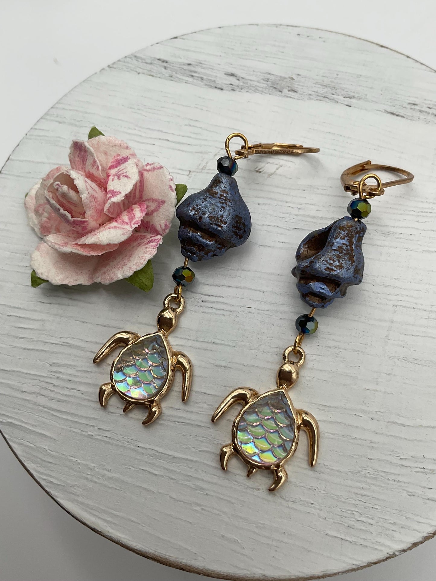 Ocean Theam Turtle and Shell Earrings