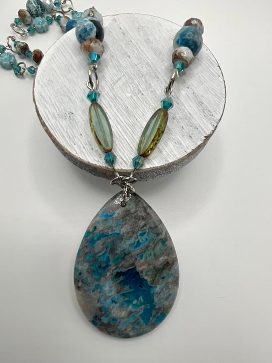 Teal Agate Natural Stone 24” Necklace with Teardrop Pendent