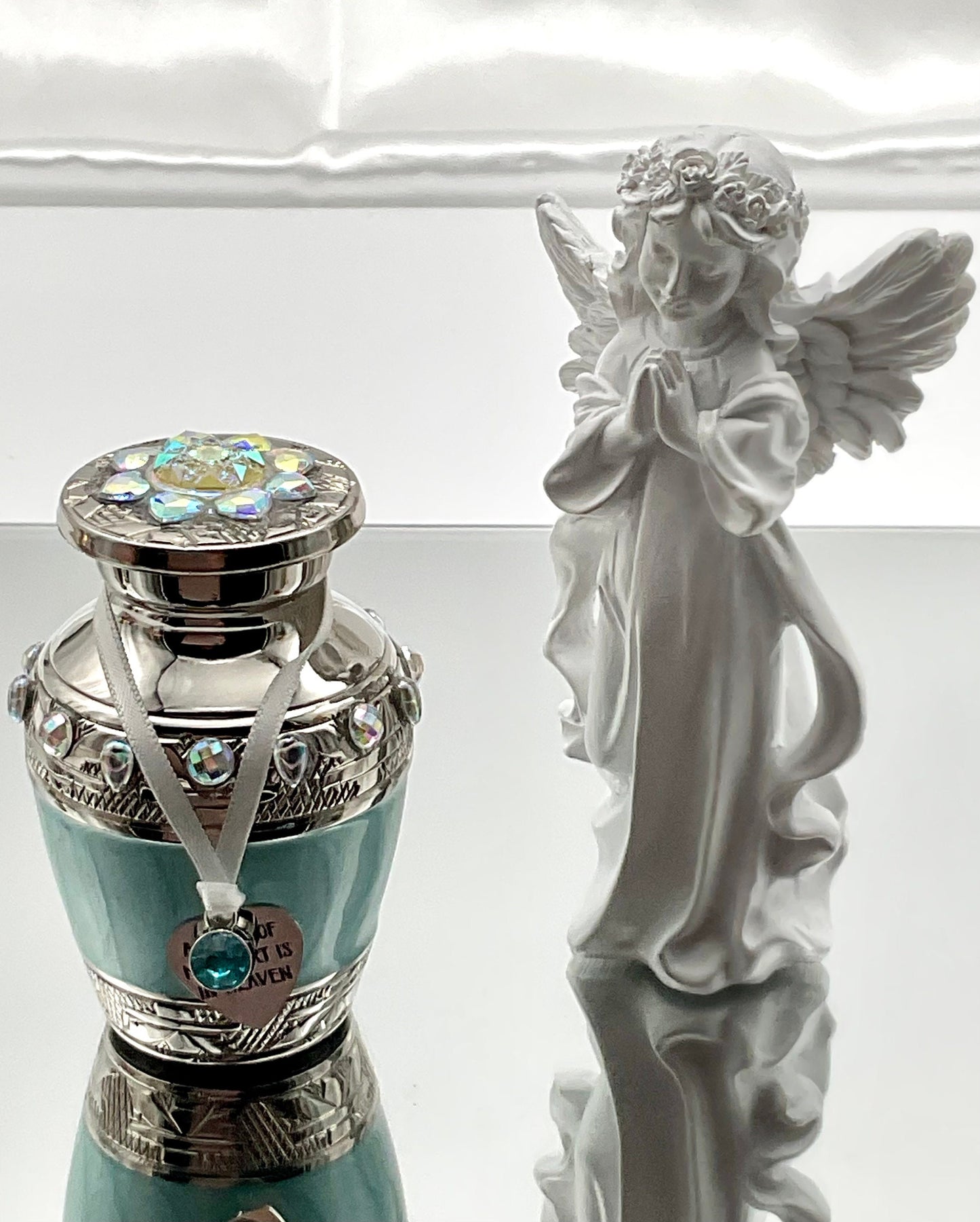 Aqua Memorial Cremation Funeral Ash Urn with Charm, Stainless Steel Heart Charm with Birthstone