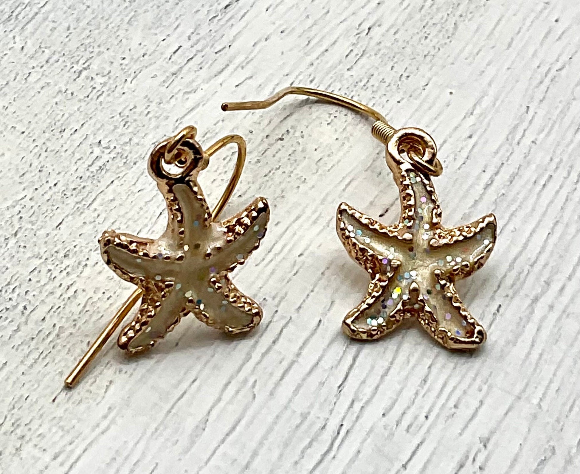 Starfish Ocean Theme Dangle Earrings