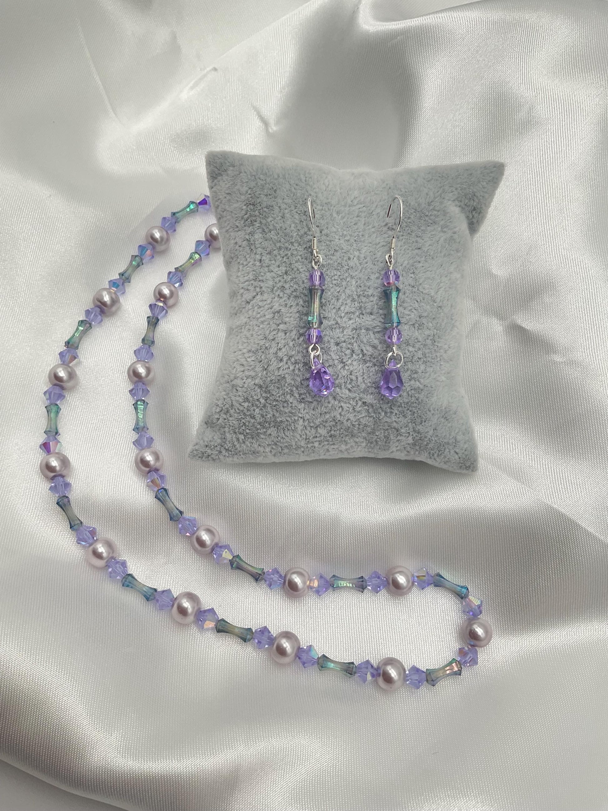 Pink Lavender Pearl Necklace with a Hint of Blue with Matching Earrings - Wedding Bridal Prom Formal Jewelry