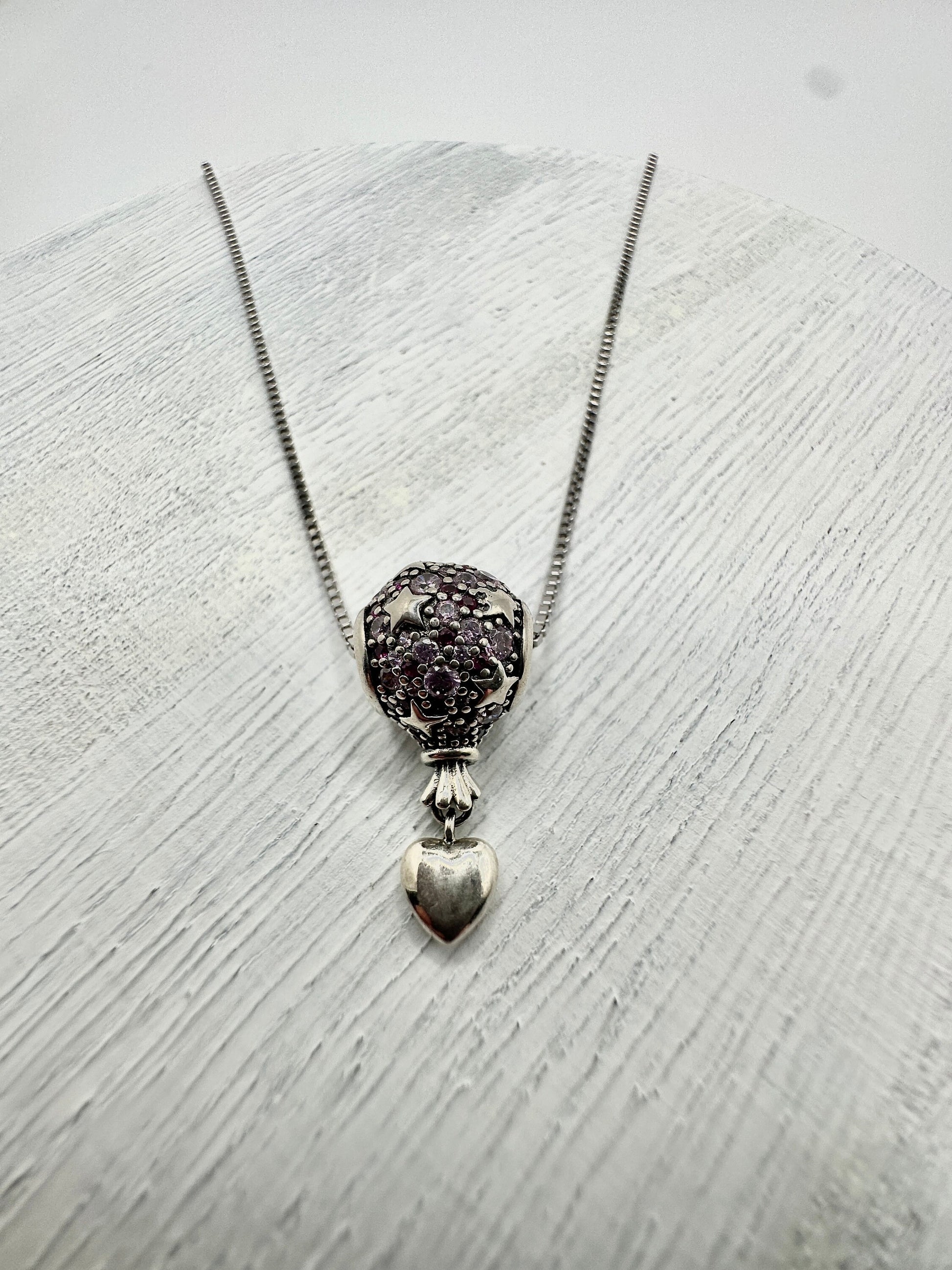 Air Balloon Rhinestone Necklace Pendant Star Accents with Dangling Heart on an 18” 925 Sterling Silver Box Chain