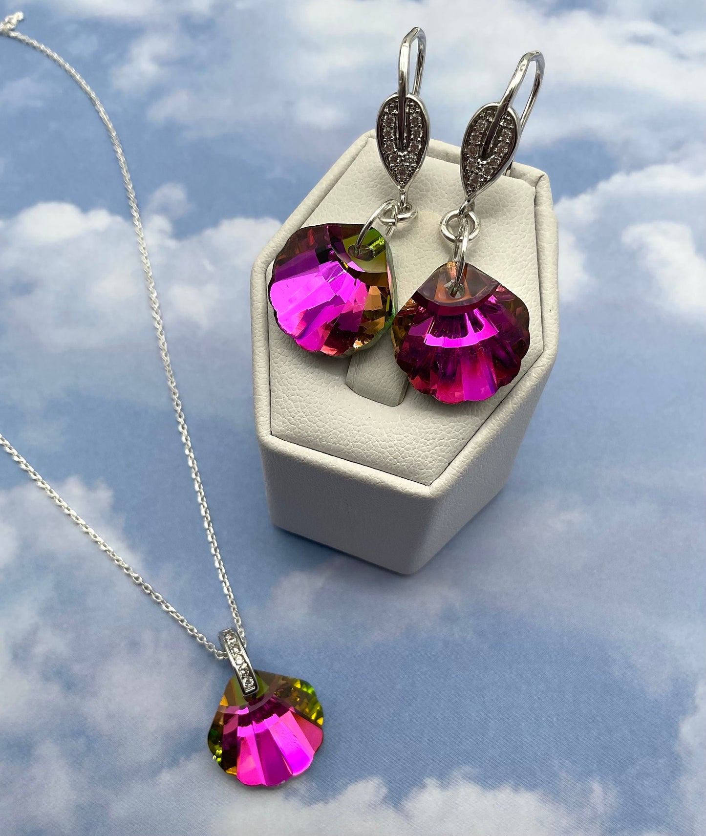 Fushia Pink Crystal Clam Pendant Necklace and Earring Set