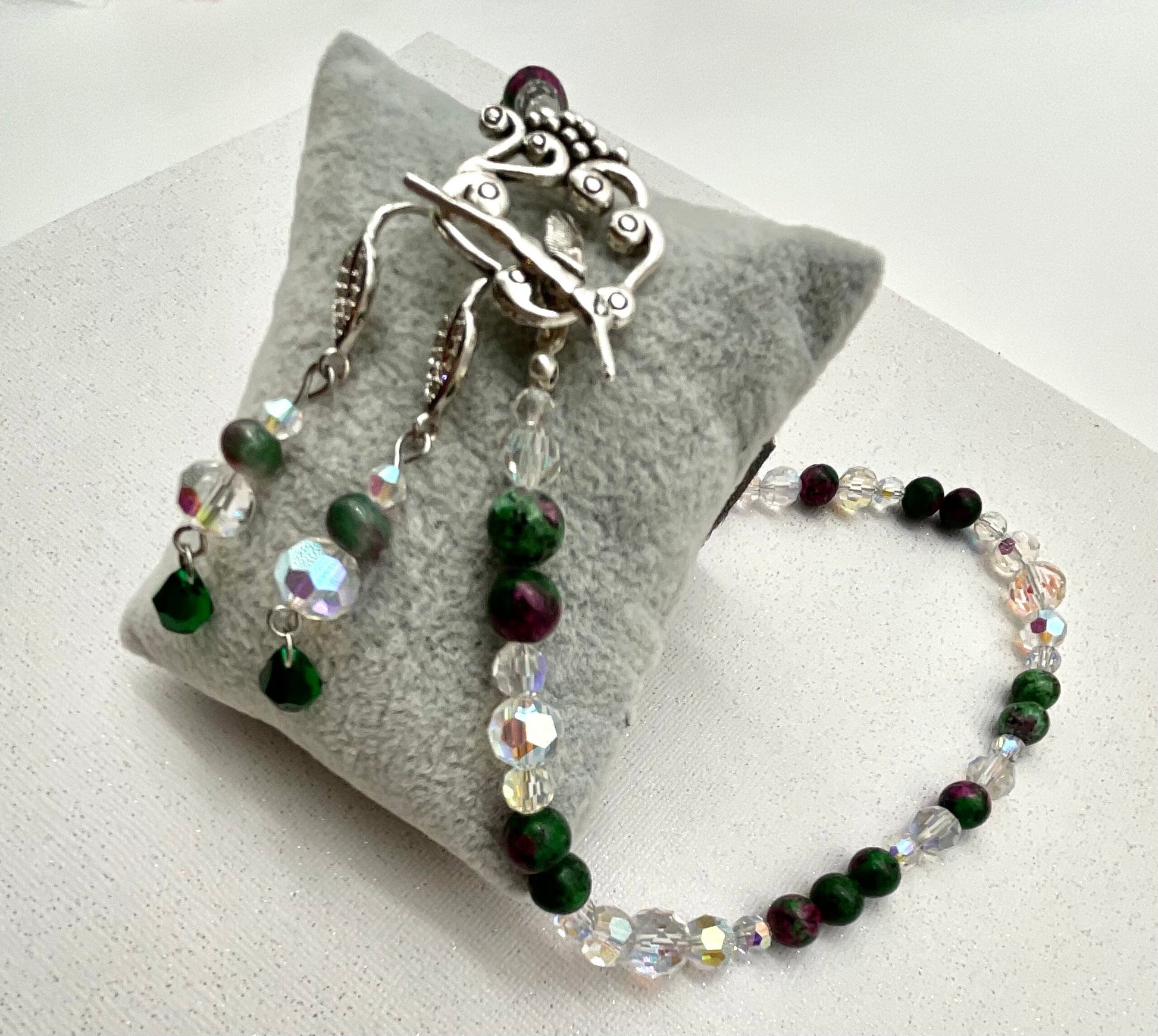 Crystal and Zoisite Natural Stone Necklace and Earring Set Green and Ruby Colored 18 Inches in Length